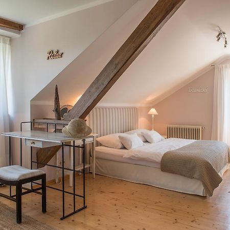 Lovely In Boutique-Hotel Velden Фельден-ам-Вёртер-Зе Экстерьер фото