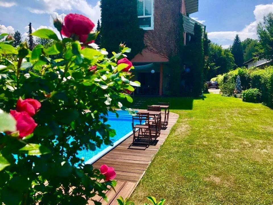 Lovely In Boutique-Hotel Velden Фельден-ам-Вёртер-Зе Экстерьер фото