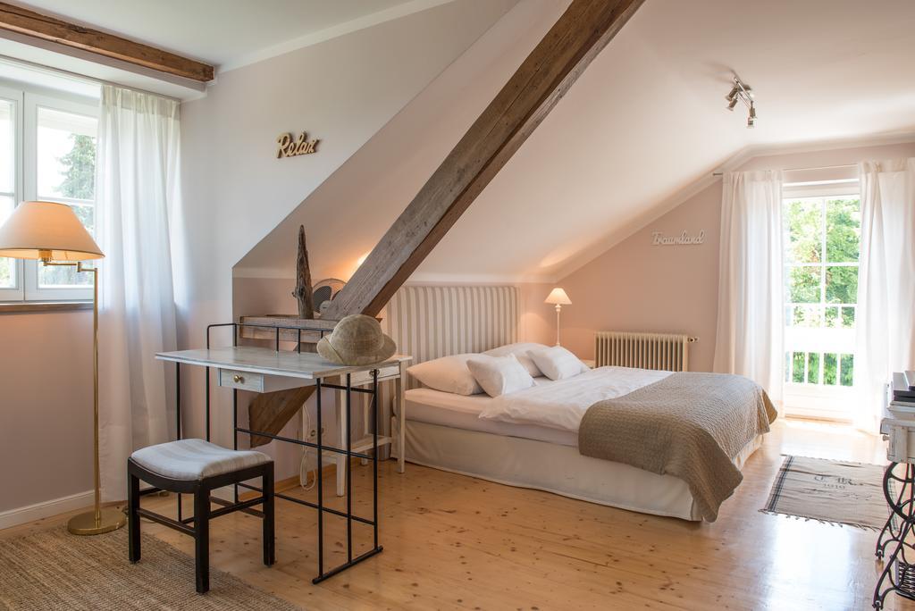 Lovely In Boutique-Hotel Velden Фельден-ам-Вёртер-Зе Экстерьер фото